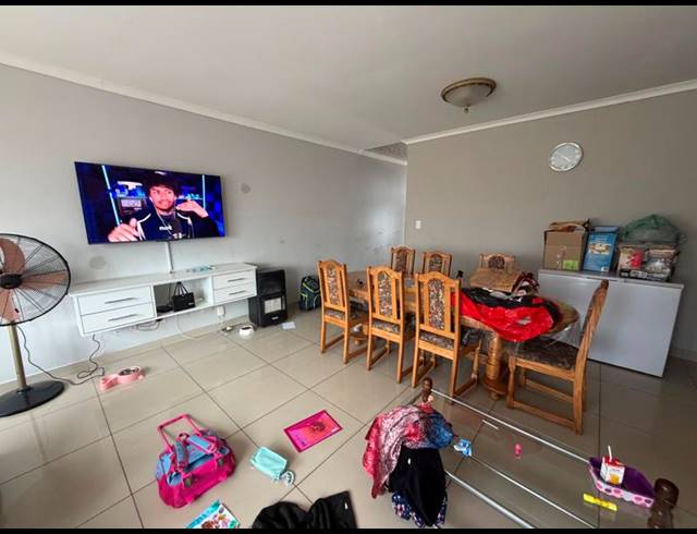 4 BEDROOM APARTMENT FOR SALE IN LAUDIUM